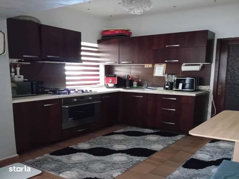 Apartament 3 camere de vanzare Bucium - Imagine principală: 3/14