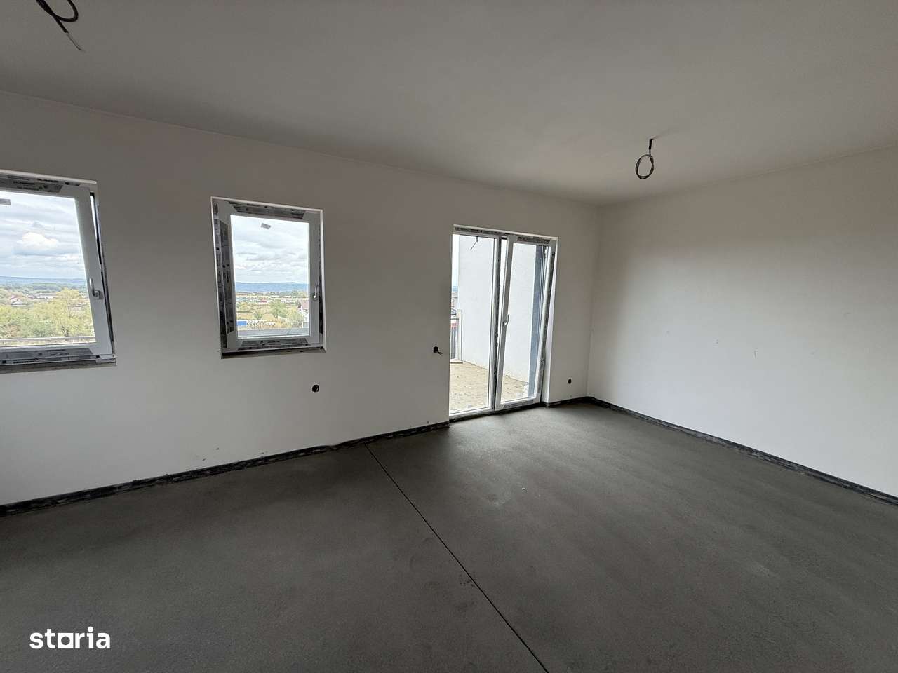 CASA NOUA, PE COLT- cu PIVNITA, POD, 3 Dormitoare- C. Cisnadiei-6