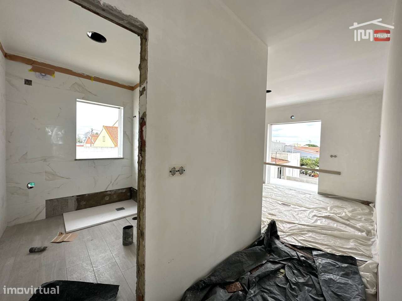 Incrível Moradia T4+1 - Com 612M2 de Terreno-25