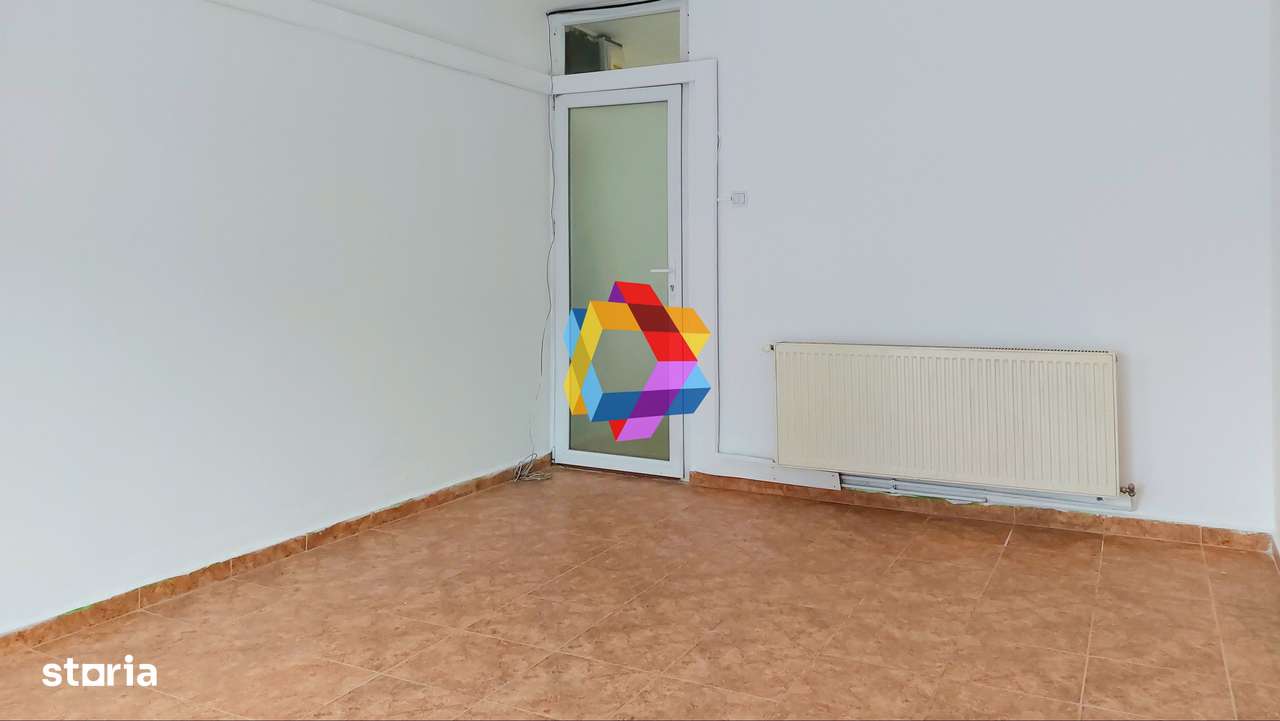 Spatiu comercial de închiriat - 30 mp # spatii-comerciale-brasov.ro - Imagine principală: 3/5