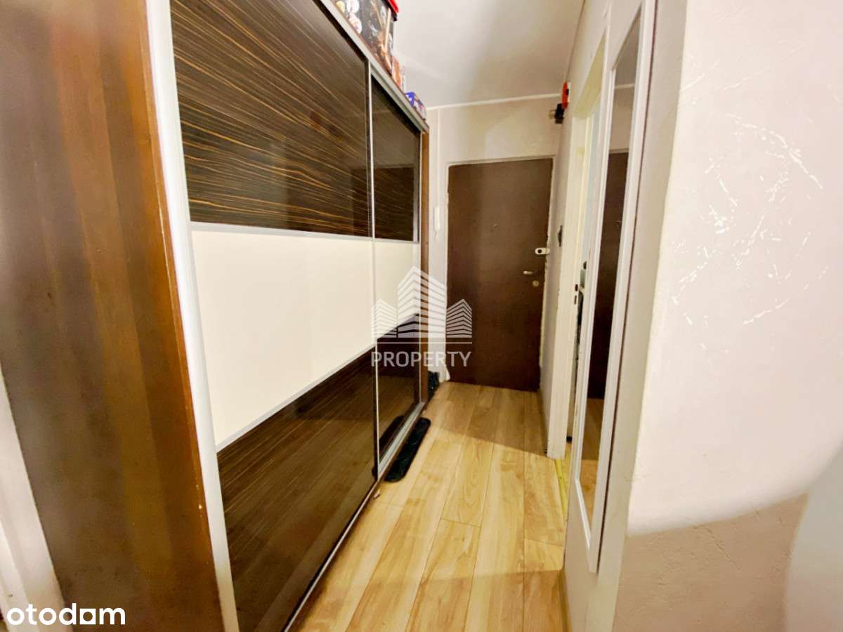 2 pokoje, II piętro, niski blok cegła, loggia-6