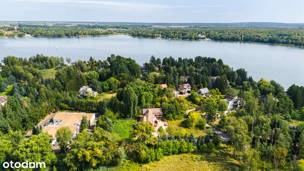 Chyby– Prywatność zaraz obok jeziora - Pełny obrazek: 5/8