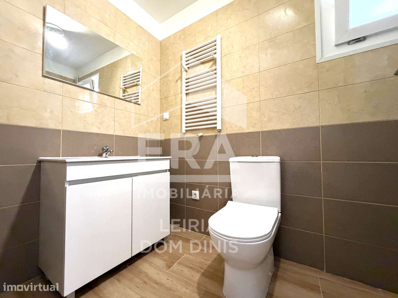 Moradia isolada com 7 quartos na Marinha Grande-13