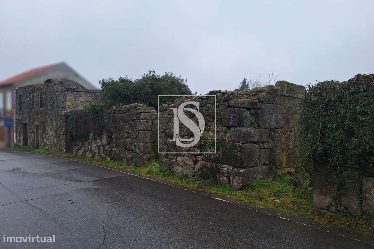 Terreno urbano no centro de Vilar de Besteiros, Tondela - Grande imagem: 2/9