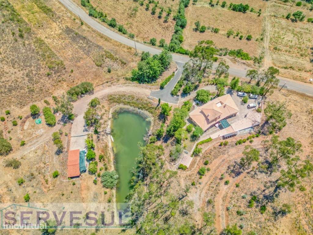 Espetacular moradia de 4 quartos, anexo e garagem, com vista sobre ... - Grande imagem: 4/42