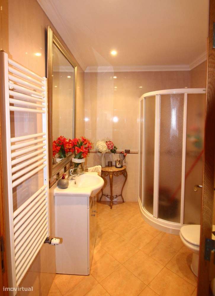 Moradia V4 em Torres Vedras, 566m2 ,vistas excecionais, qualidade e co-14