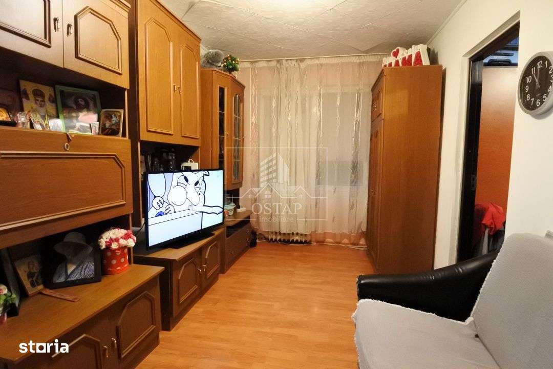 Numai 41.500-zona Miron Costin-etajul 2-apartament 3 camere nedecomand-1