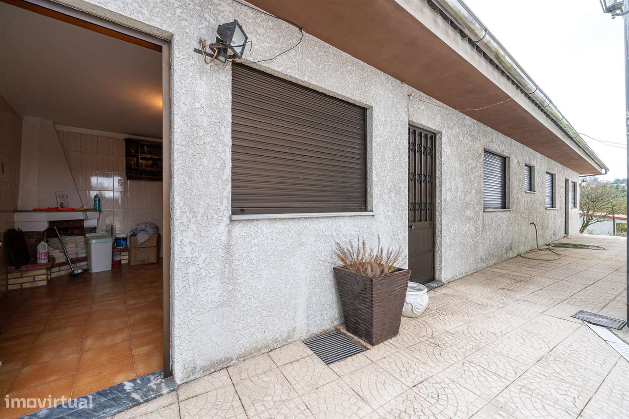 Moradia Isolada T3 Venda em Vila de Cucujães,Oliveira de Azeméis-37