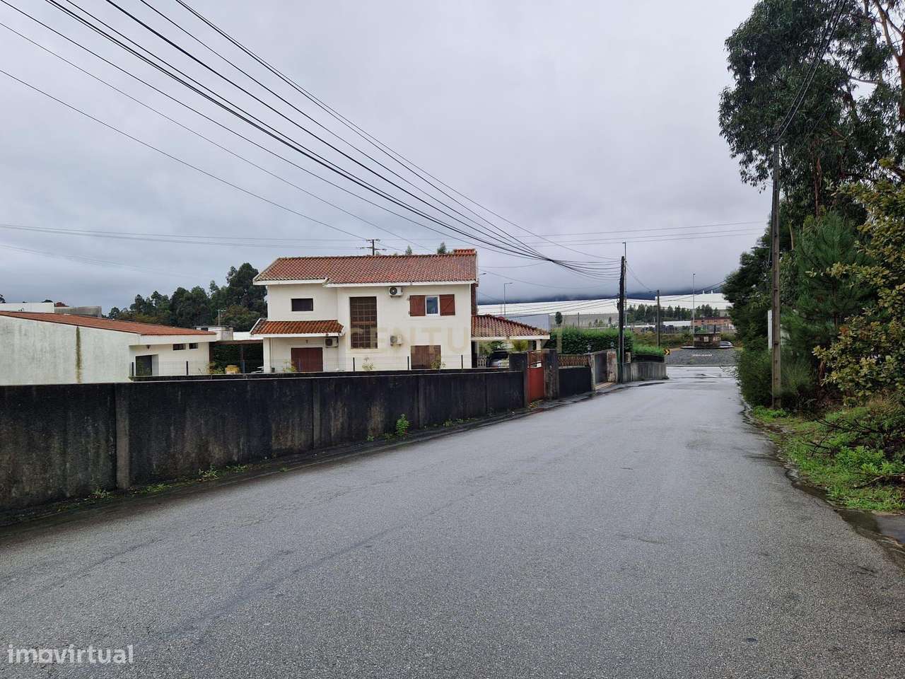 Espetacular Moradia T4 em Recarei, Paredes-13