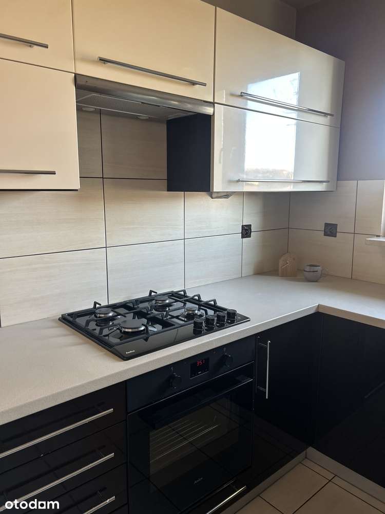 Na sprzedaż 3 pokojowe mieszkanie w centrum miasta Jasła.-9