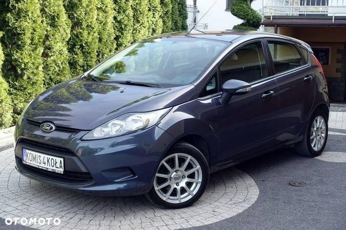 Ford Fiesta - 2