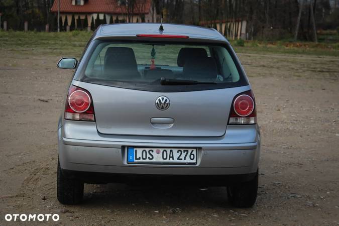 Volkswagen Polo - 8