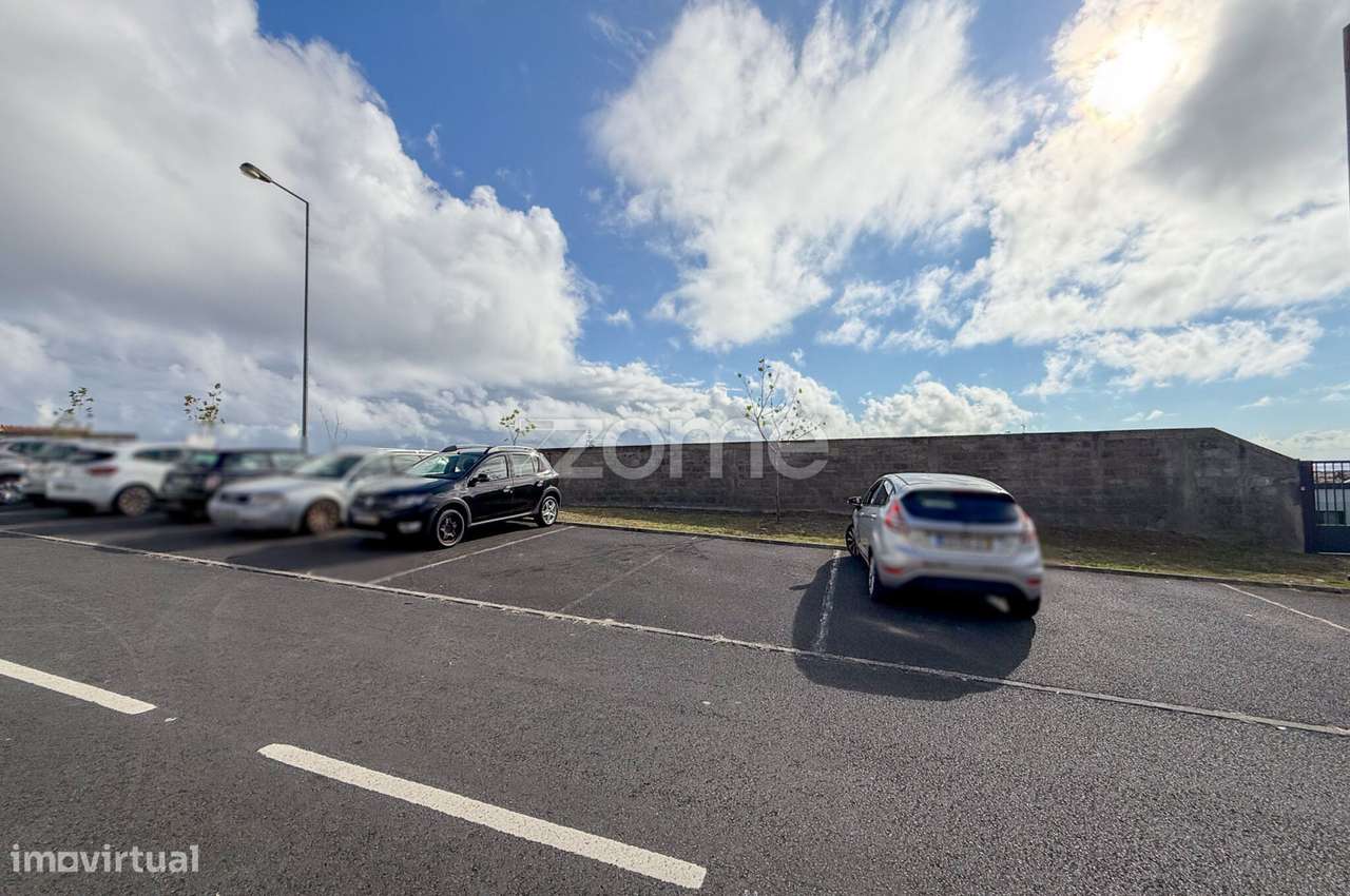 Moradia T3 em Santa Cruz, na Lagoa-20