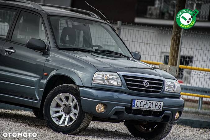 Suzuki Grand Vitara 2.0 Special Edition - 12