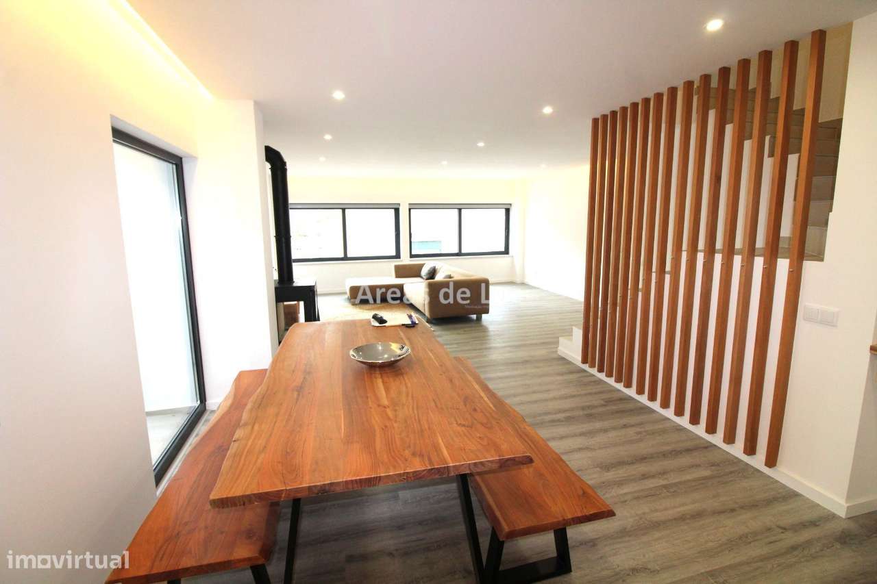 Moradia Unifamiliar T4 - Reguengo do Fétal - Grande imagem: 4/20