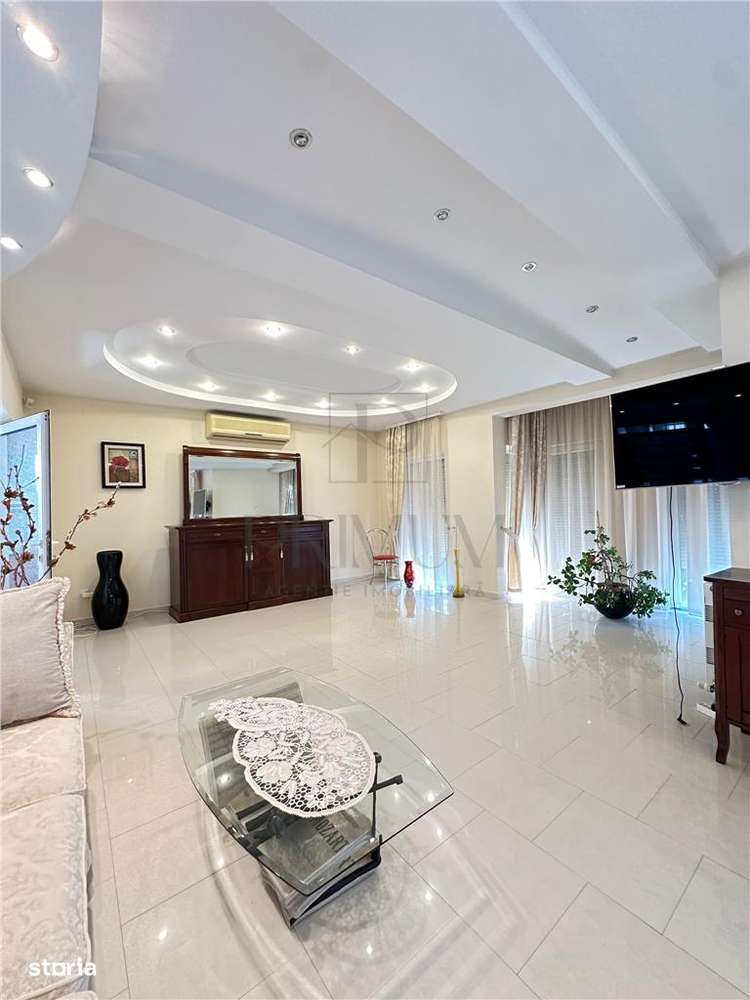 Girocului - Casa individuala - 4 Camere - Teren mare - Piscina incalzi - Imagine principală: 4/15