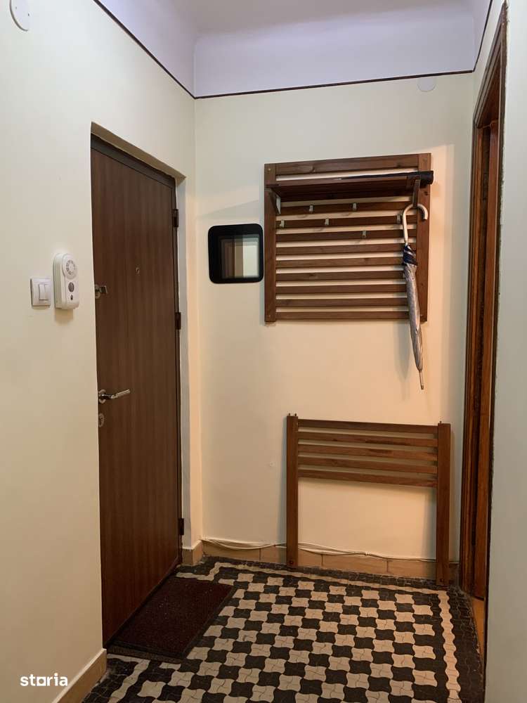 3 camere nemobilate, parter de bloc, centrala proprie - Imagine principală: 5/7