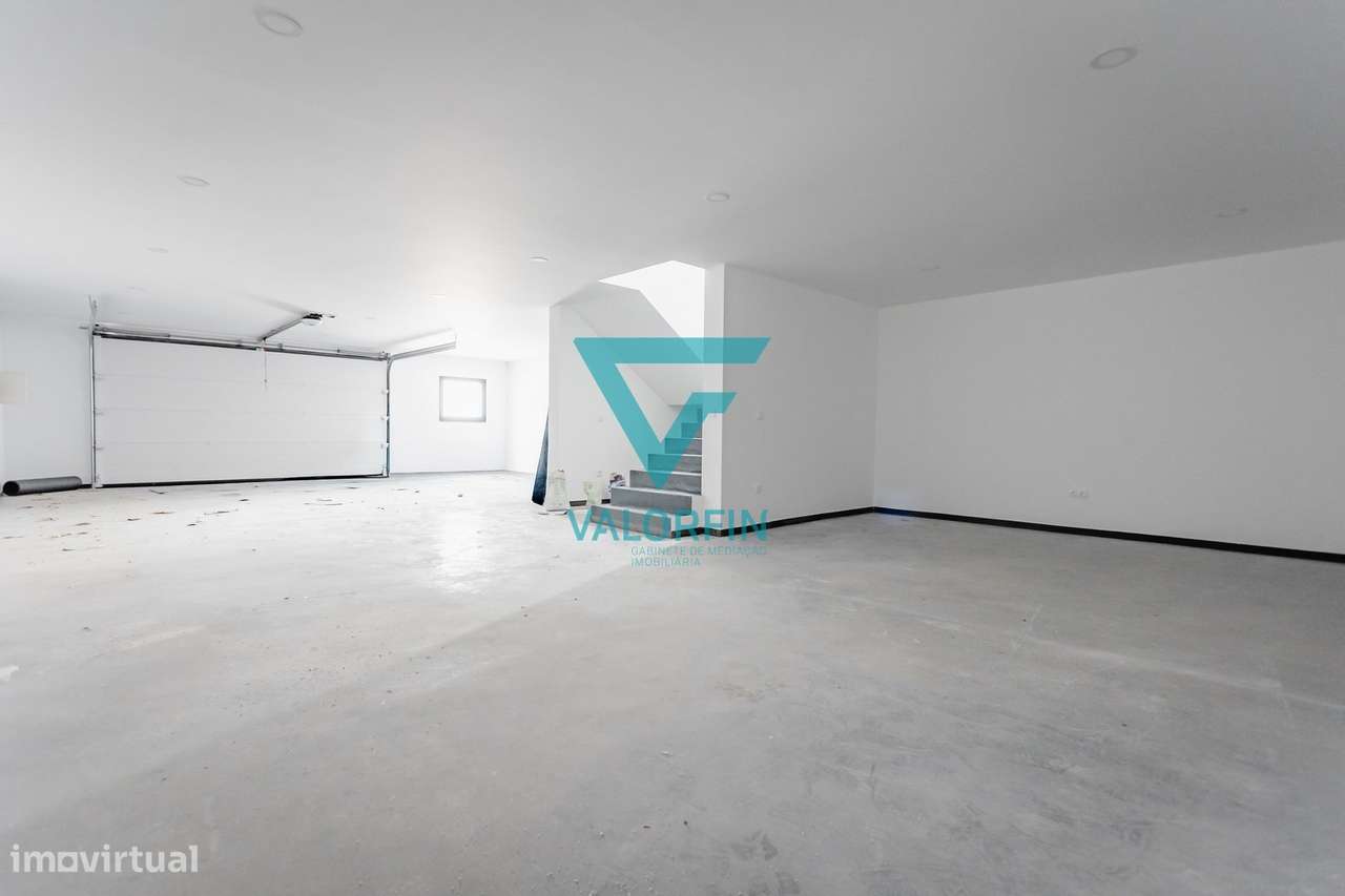 MoradiaT4 NOVA | Barosa - Leiria-35