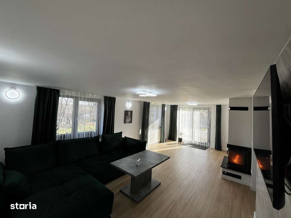 Vila 234 mp, 5 Dormit. Renovata 2019, 20 km BM, Terasa, Teren Extensib - Imagine principală: 2/13