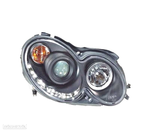 FARÓIS COM LUZ DIURNA LED TFL PARA MERCEDES CLK W209 02-09 FUNDO PRETO - 2