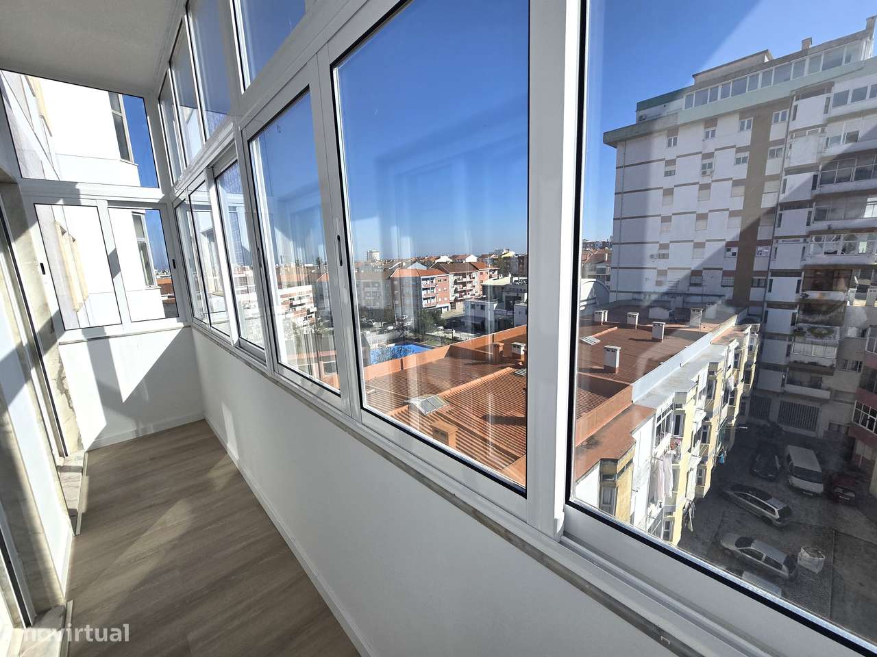 T3 no Barreiro com Suíte, Open Space, Duas Marquises, Vista Desafogada-23