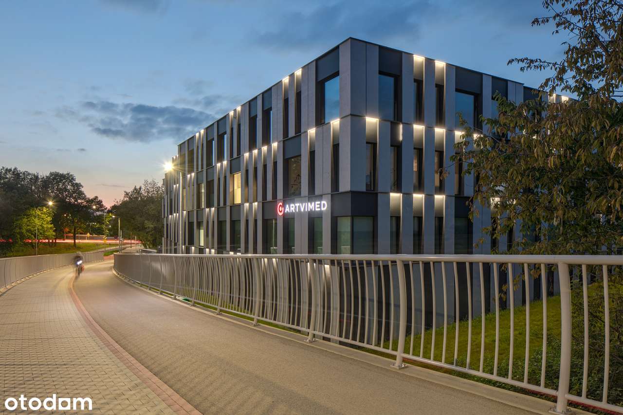 Biurowiec Hubpoint, ul. Czyżówka/ Rondo Matecznego - Pełny obrazek: 4/10