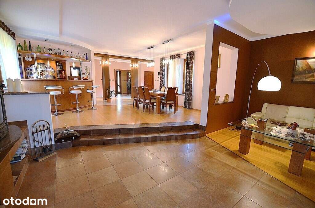 Wyjątkowy dom z atrium-6