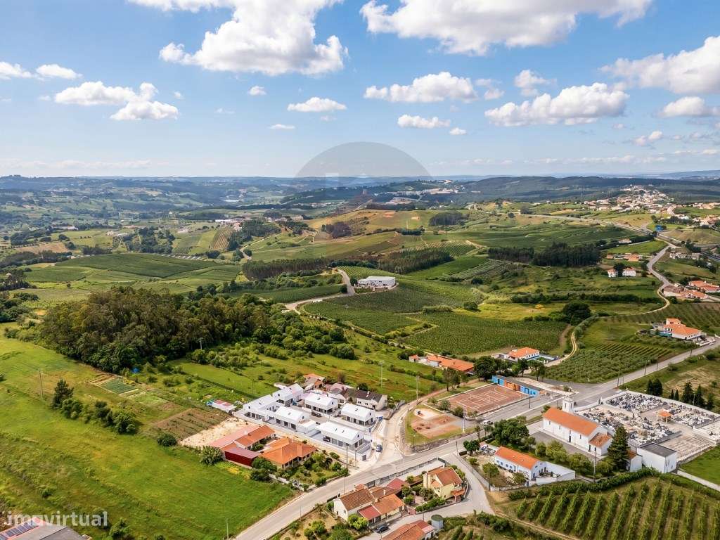 Moradia Contemporânea com 3 Quartos e Jardim Próxima de Caldas da R...-51