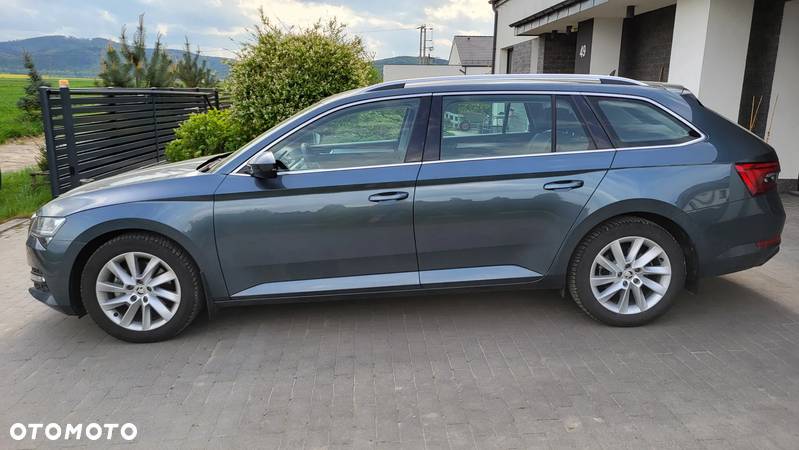 Skoda Superb 2.0 TDI 4x4 Ambition DSG - 8