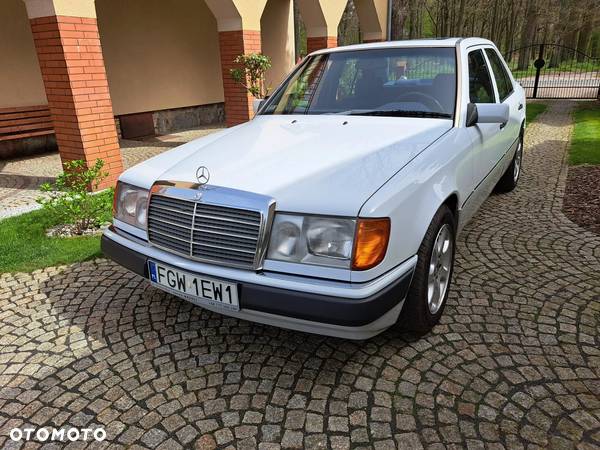 Mercedes-Benz W124 (1984-1993) - 3