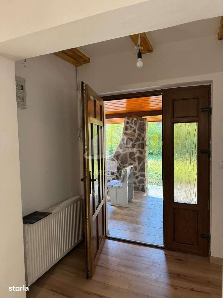 Pensiune/ Vila Valea Avrigului-7