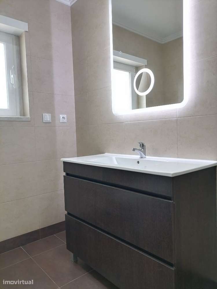 Moradia T3+1 Ericeira, Vista Mar, Remodelada, Como Nova, A Estrear.-56
