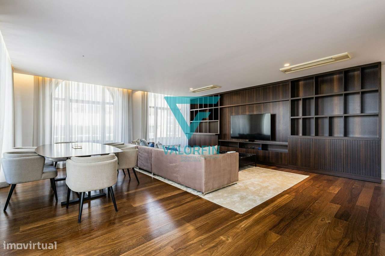 Apartamento T4 Duplex - Edifício Moagem - centro de LEIRIA - Grande imagem: 2/38