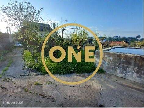 Moradia T5 em terreno de 2800m2 - Grande imagem: 2/26