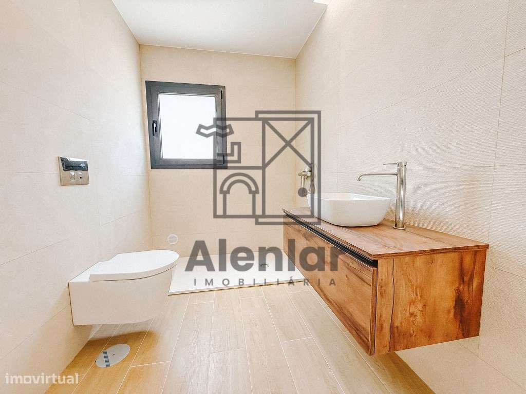 NOVA Moradia V4 a 800 metros da praia NOVA-14