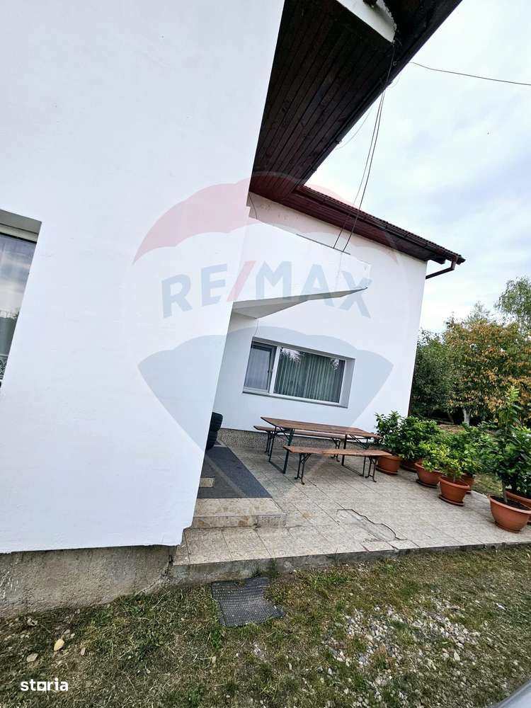 Casă / Vilă cu 5 camere de vânzare - Imagine principală: 2/20