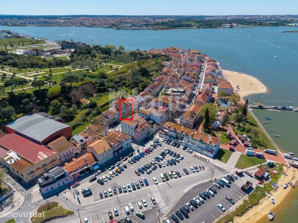 Prédio para venda na Baia do Seixal-43