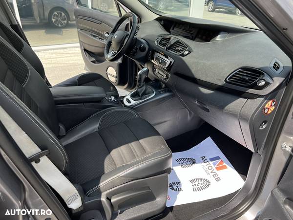 Renault Grand Scenic - 17