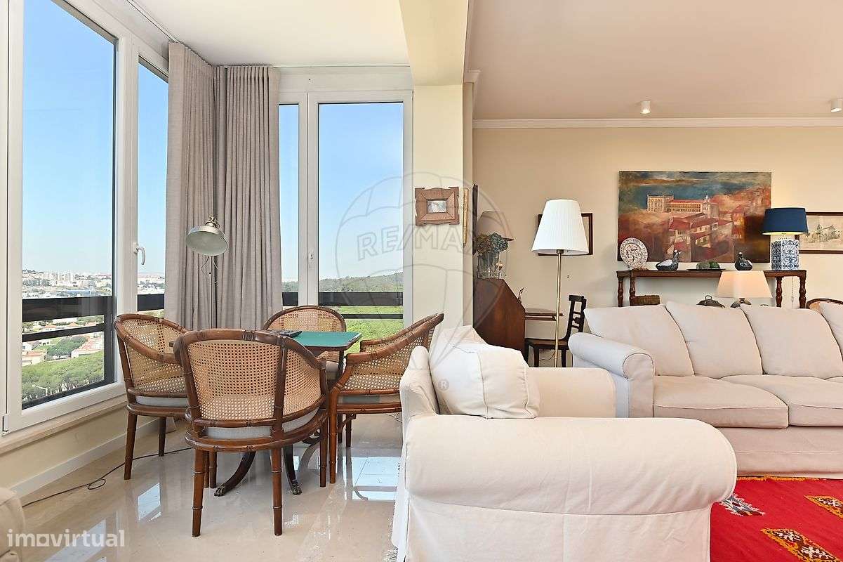 Apartamento T4 para venda - Grande imagem: 2/37