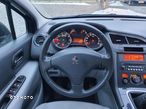 Peugeot 5008 1.6 THP Premium - 12