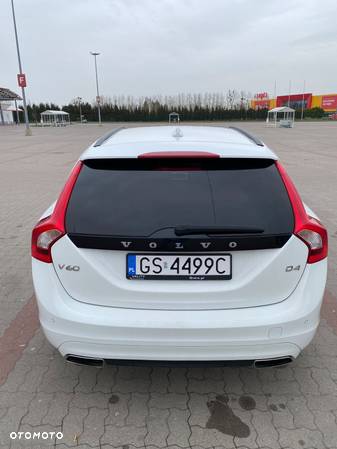 Volvo V60 D4 Drive-E Momentum - 7