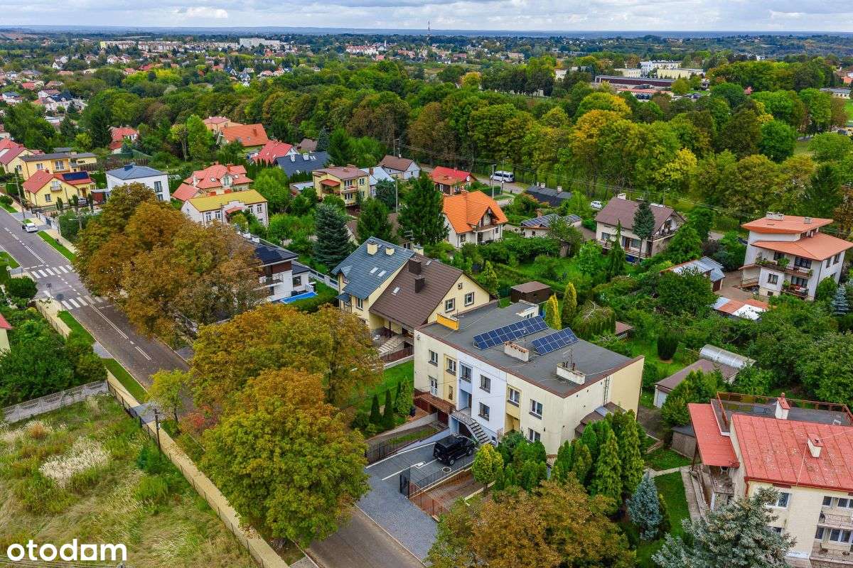 Skrajny segment • 2 mieszkania • Centrum miasta