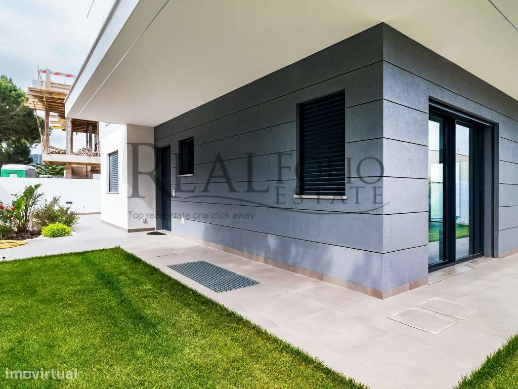 Moradia T4 Arquitetura Contemporânea Murches-24