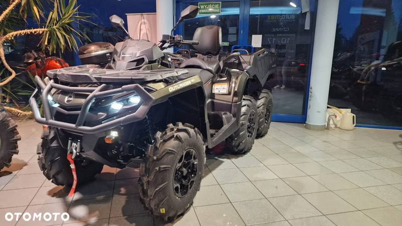 Can-Am Outlander Max - 20