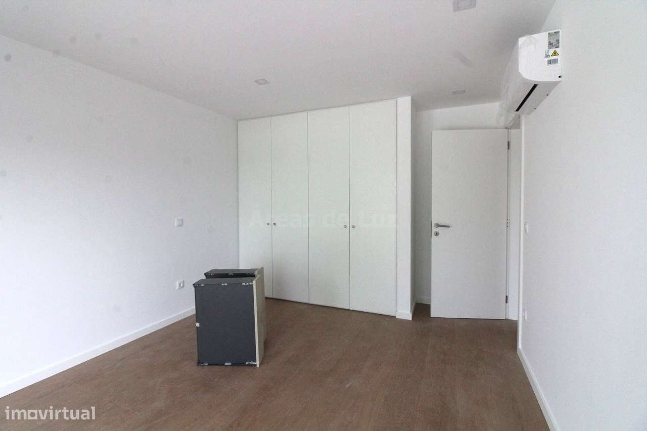 Moradia Unifamiliar - Nova - Barosa, Leiria-16