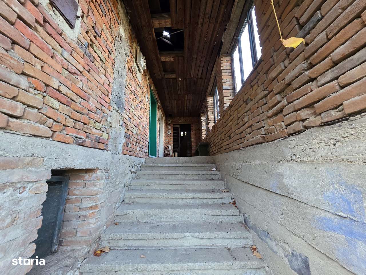 Casă de vânzare în loc Tisa, jud. Hunedoara – doar 37 de min de Deva.-9