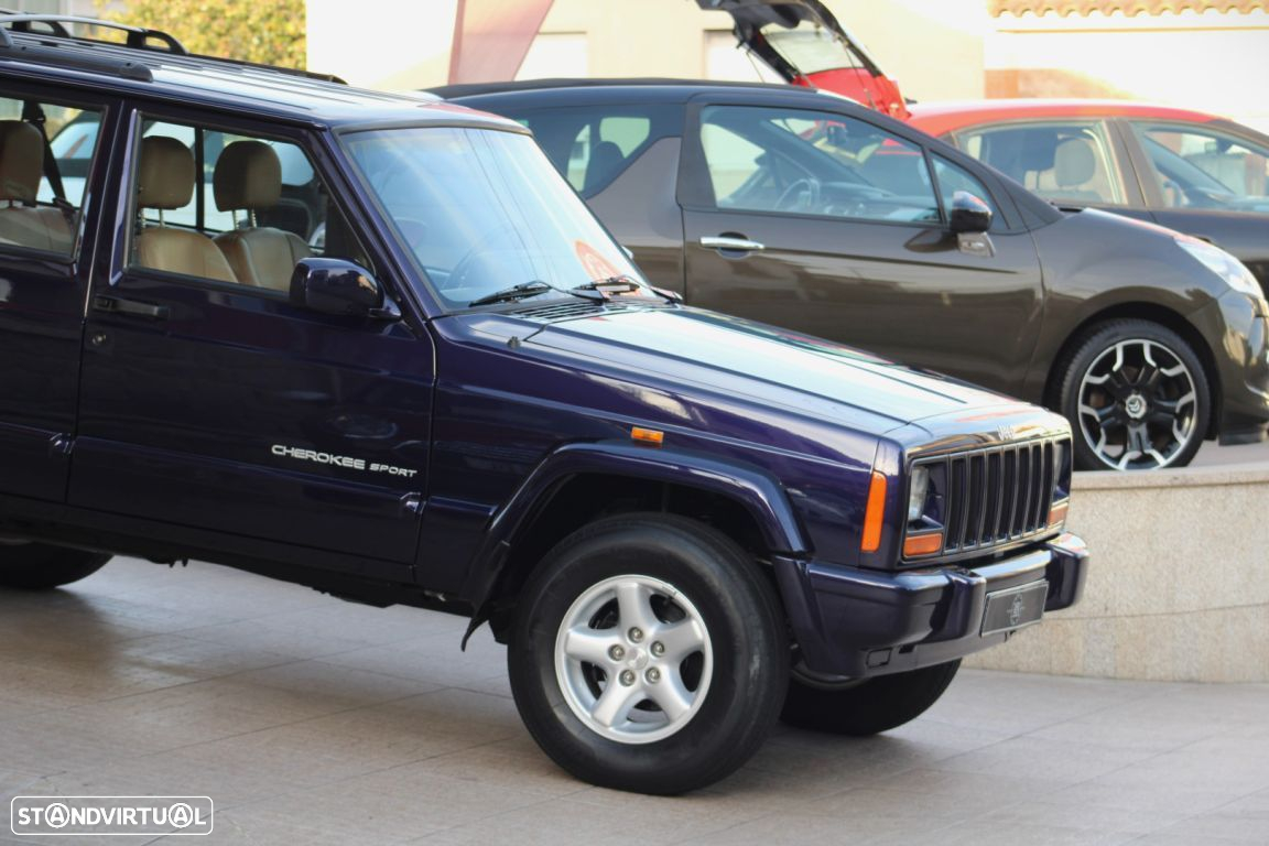 Jeep Cherokee 2.5 TD Sport - 18