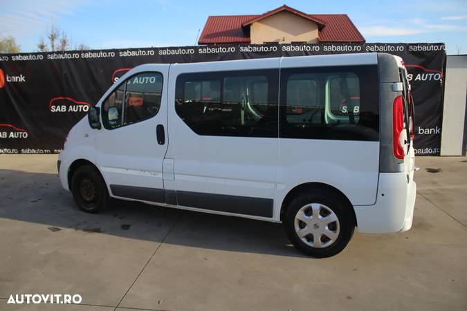 Renault Trafic 2.0 dCi 90 FAP Combi L1H1 Expression - 14