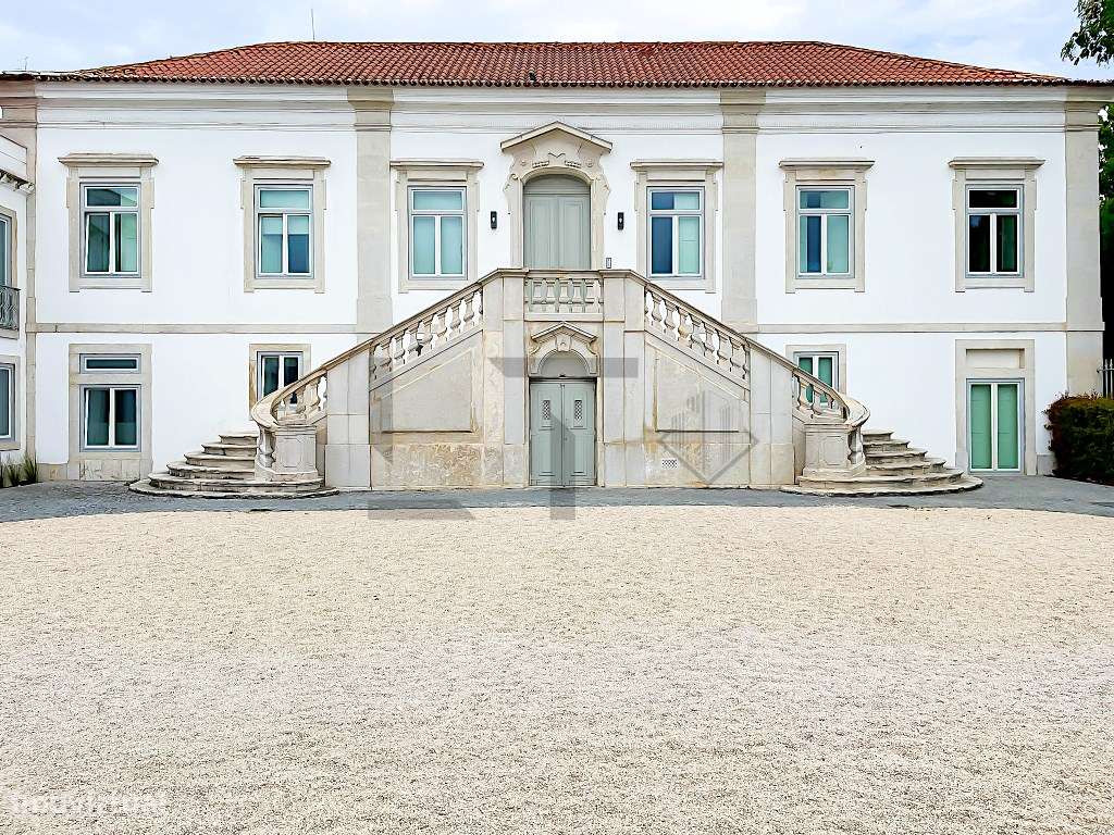 Apartamento T3+1 com Jardim Privado no Palácio Vila Garcia para Ven...-48