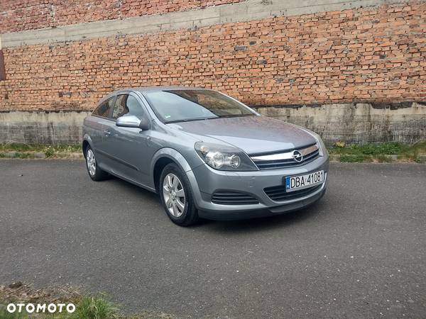 Opel Astra III GTC 1.6 Enjoy - 1